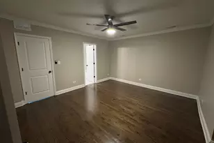 7254 S Bennett Ave, Chicago, IL 60649 - Photo 19