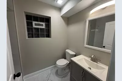 7254 S Bennett Avenue #1, Chicago, IL 60649 - Photo 11