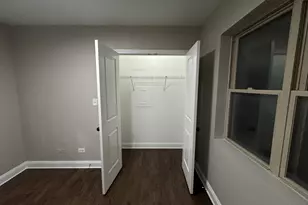 7254 S Bennett Ave, Chicago, IL 60649 - Photo 17