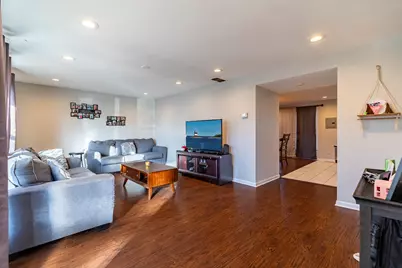 13415 S Mackinaw Avenue, Chicago, IL 60633 - Photo 7