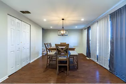 13415 S Mackinaw Avenue, Chicago, IL 60633 - Photo 11