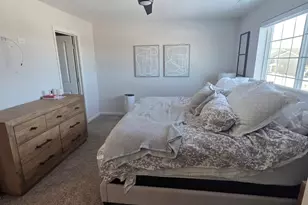 719 Wellington Ln, Cary, IL 60013 - Photo 17