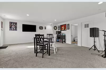 1016 Gillespie Lane, Yorkville, IL 60560 - Photo 19