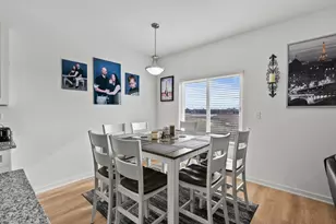 1016 Gillespie Ln, Yorkville, IL 60560 - Photo 5