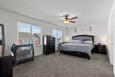 1016 Gillespie Lane, Yorkville, IL 60560 - Photo 11