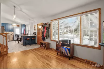 326 W Morris Avenue, Lombard, IL 60148 - Photo 3