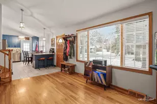 326 W Morris Ave, Lombard, IL 60148 - Photo 3