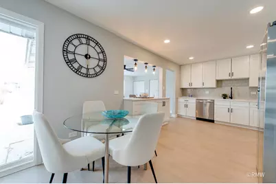 502 Oakton Street, Elk Grove Village, IL 60007 - Photo 5