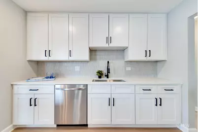 502 Oakton Street, Elk Grove Village, IL 60007 - Photo 7