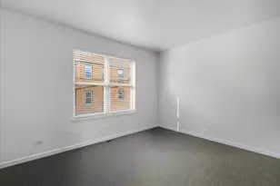 4530 S Woodlawn Ave, Chicago, IL 60653 - Photo 7