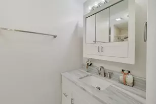 508 Beechwood Dr, Round Lake, IL 60073 - Photo 19