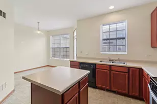 1475 W Sedgewood Ct, Round Lake, IL 60073 - Photo 15