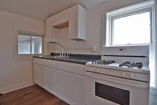 621 Chapel St, Ottawa, IL 61350 - Photo 7