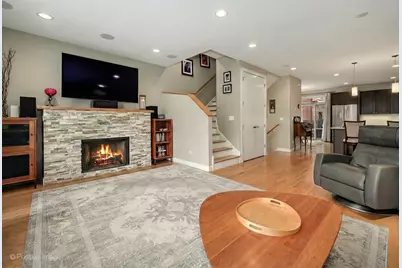 105 Home Avenue, Oak Park, IL 60302 - Photo 7