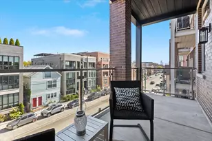 2450 N Clybourn Ave, Chicago, IL 60614 - Photo 13