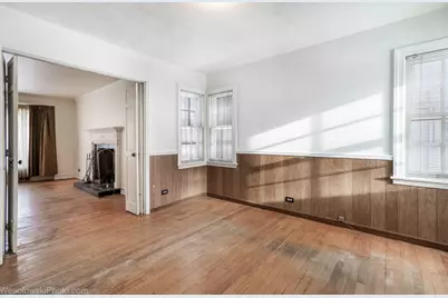 6738 N Ionia Avenue, Chicago, IL 60646 - Photo 9