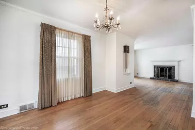 6738 N Ionia Avenue, Chicago, IL 60646 - Photo 5