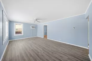 223 S Orchard Dr, Park Forest, IL 60466 - Photo 5