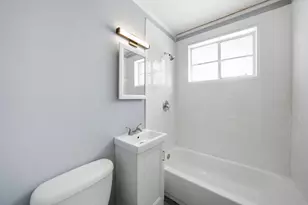 223 S Orchard Dr, Park Forest, IL 60466 - Photo 9