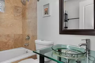 404 Lawrence Ave, Glen Ellyn, IL 60137 - Photo 9