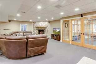 27022 W Coventry Ct, Lake Barrington, IL 60010 - Photo 45