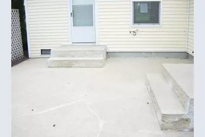 4307 Riverview Drive, Johnsburg, IL 60051 - Photo 9