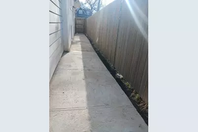 3424 W 64th Place, Chicago, IL 60629 - Photo 15