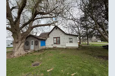 112 S Walnut Street, Oakland, IL 61943 - Photo 9