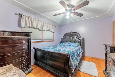 2709 S 60th Court, Cicero, IL 60804 - Photo 9