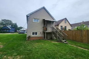 303 W 153rd Pl, Calumet City, IL 60409 - Photo 3