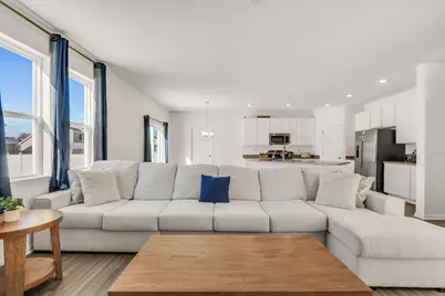 32075 Savannah Drive, Lakemoor, IL 60051 - Photo 9