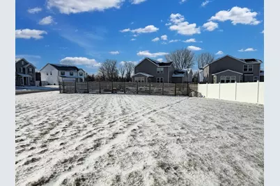 32075 Savannah Drive, Lakemoor, IL 60051 - Photo 3