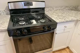 1921 Grove Ave, Berwyn, IL 60402 - Photo 11