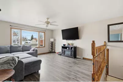 1126 13th Street, Silvis, IL 61282 - Photo 5