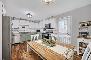 323 Fairfax Ave, Romeoville, IL 60446 - Photo 15