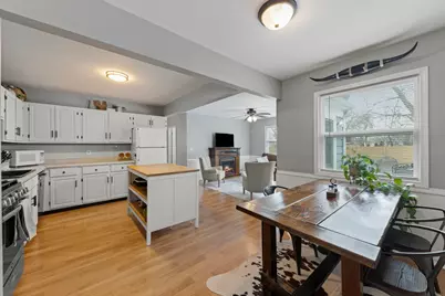 9 Fieldcrest Drive, Montgomery, IL 60538 - Photo 5