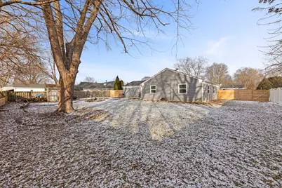 9 Fieldcrest Drive, Montgomery, IL 60538 - Photo 15