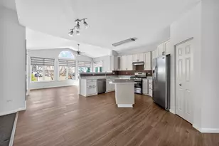 1445 Somerfield Dr, Bolingbrook, IL 60490 - Photo 9