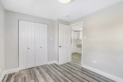 13049 S Brandon Avenue, Chicago, IL 60633 - Photo 9