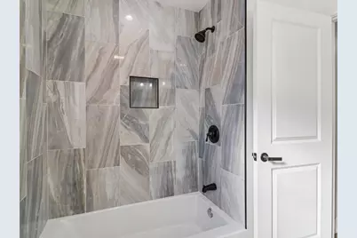 128 N 22nd Avenue, Melrose Park, IL 60160 - Photo 23