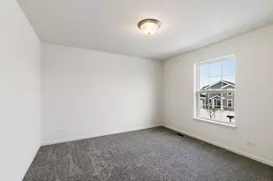 31998 Savannah Dr, Lakemoor, IL 60051 - Photo 17