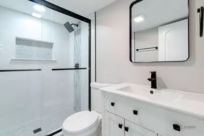 119 S Pine Street, Mount Prospect, IL 60056 - Photo 23