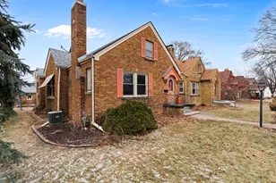 1826 41st St, Rock Island, IL 61201 - Photo 3