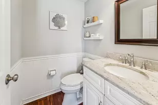 1213 Silver Pine Dr, Hoffman Estates, IL 60010 - Photo 13