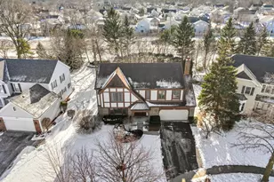 1213 Silver Pine Dr, Hoffman Estates, IL 60010 - Photo 3