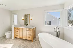 1213 Silver Pine Dr, Hoffman Estates, IL 60010 - Photo 27