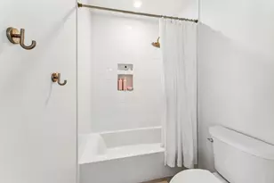 1213 Silver Pine Dr, Hoffman Estates, IL 60010 - Photo 21