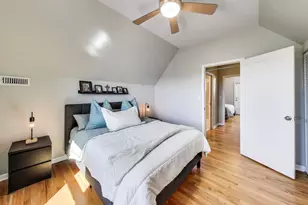 1537 W Augusta Blvd, Chicago, IL 60642 - Photo 13