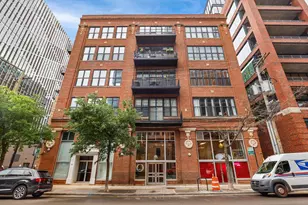 215 N Aberdeen St, Chicago, IL 60607 - Photo 1
