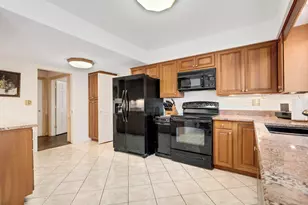 116 Rivershire Ln, Lincolnshire, IL 60069 - Photo 9